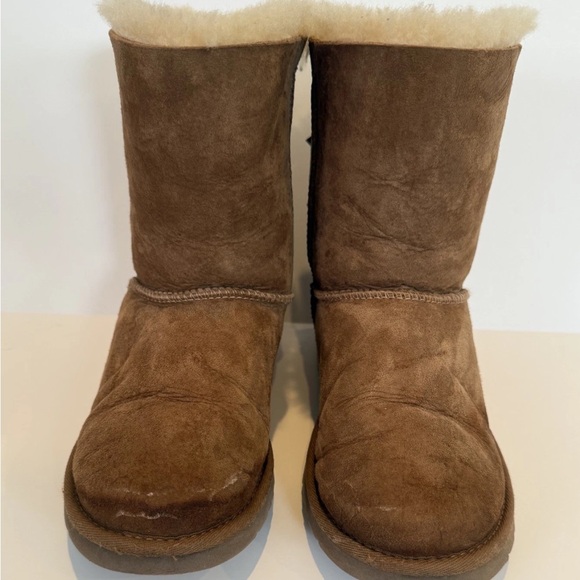 UGG Women's Chestnut Brown Bailey Bow II Short Sheepskin Boots  Size 5 - Picture 8 of 8